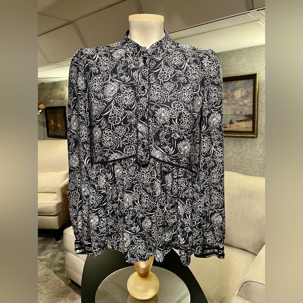 HINGE Women's XS Prairie Chic Boho Floral‎ Navy White LS Contrast Trim Tunic Top
